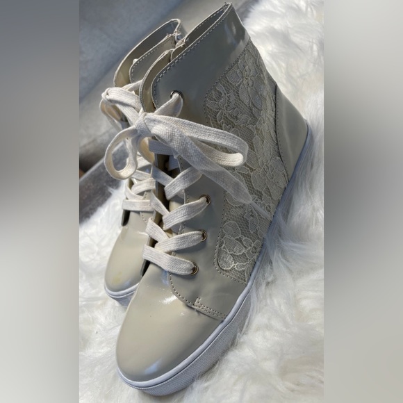 Stuart weitzman sneaker - Picture 4 of 5